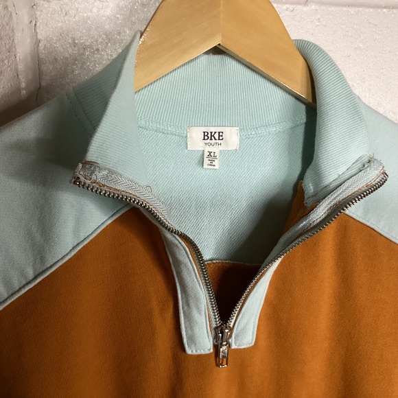 BKE Buckle Half-Zip Sweatshirt | Youth XL | Teal | LikeNew - Picture 2 of 3